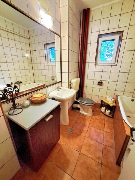 Piata Romana, Dacia, Eminescu, Parc Ioanid, Icoanei, aproape metrou,